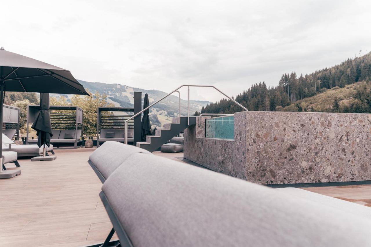 The Poolhouse Boutique Lodge Saalbach-Hinterglemm Exterior photo